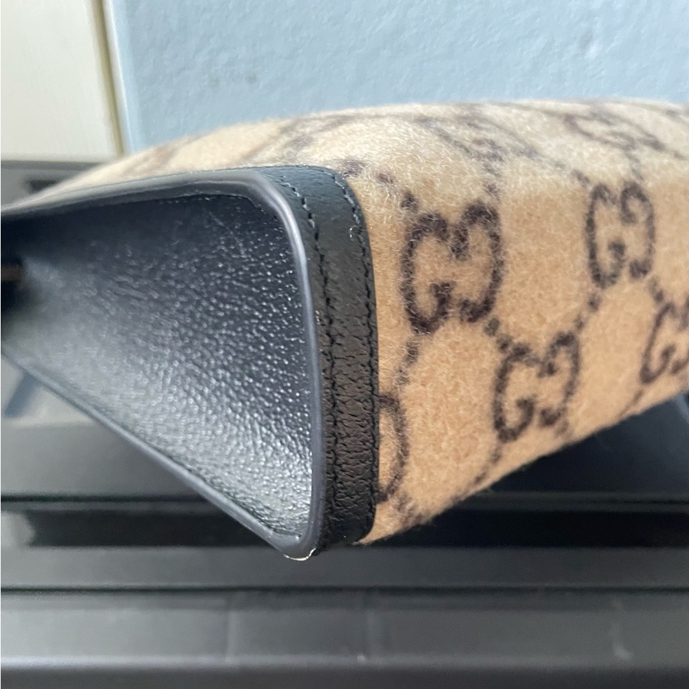 Gucci GG Wool Supreme zip Pouch/ Clutch/ Toiletry Bag - Picture 7 of 13